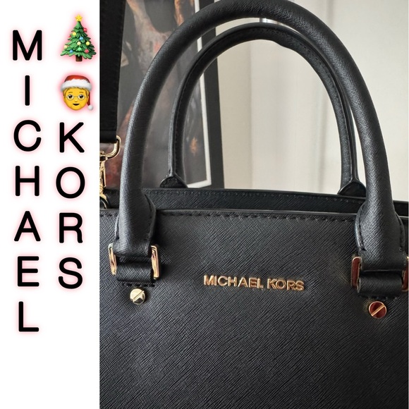 Merry Christmas 🎄🧑‍🎄 Michael Kors black bag, super clean, like new👌👌👌😍😍 - Picture 1 of 15